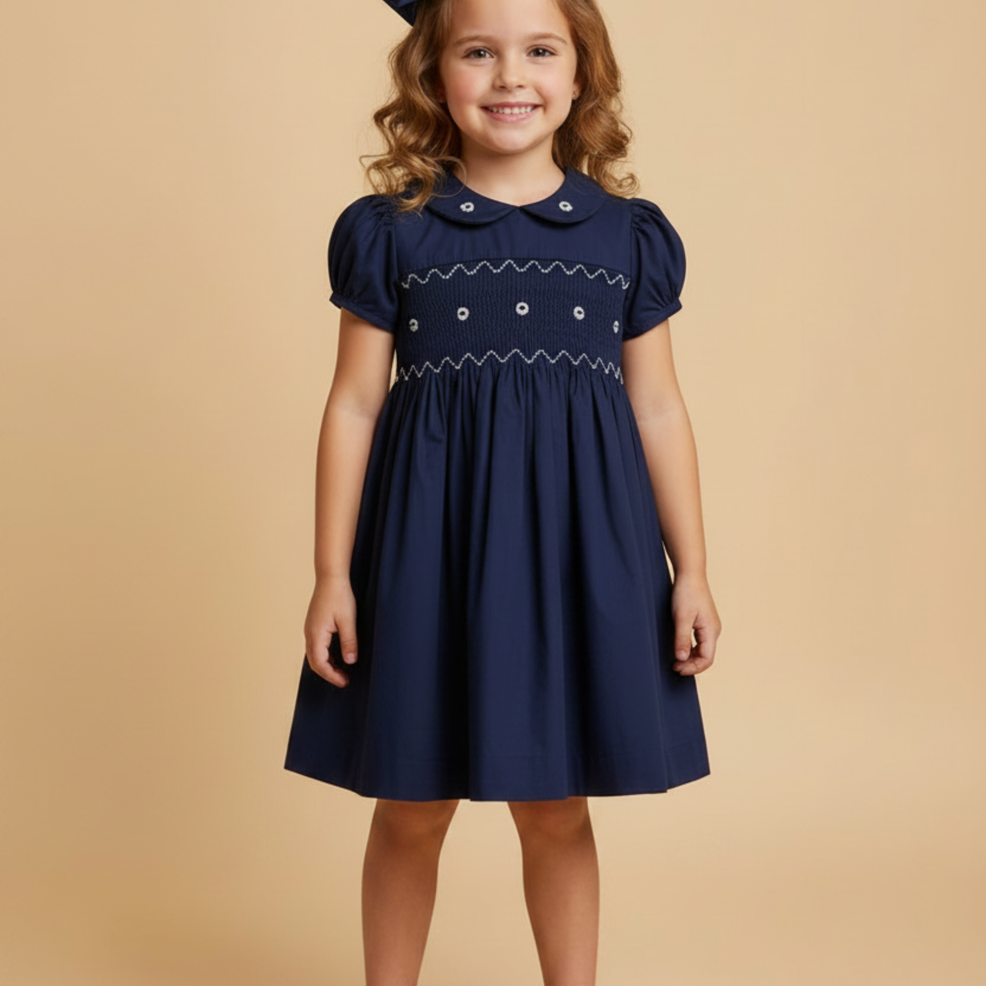 Vestido Casinha de Abelha Bordado Azul Marinho — foto 1