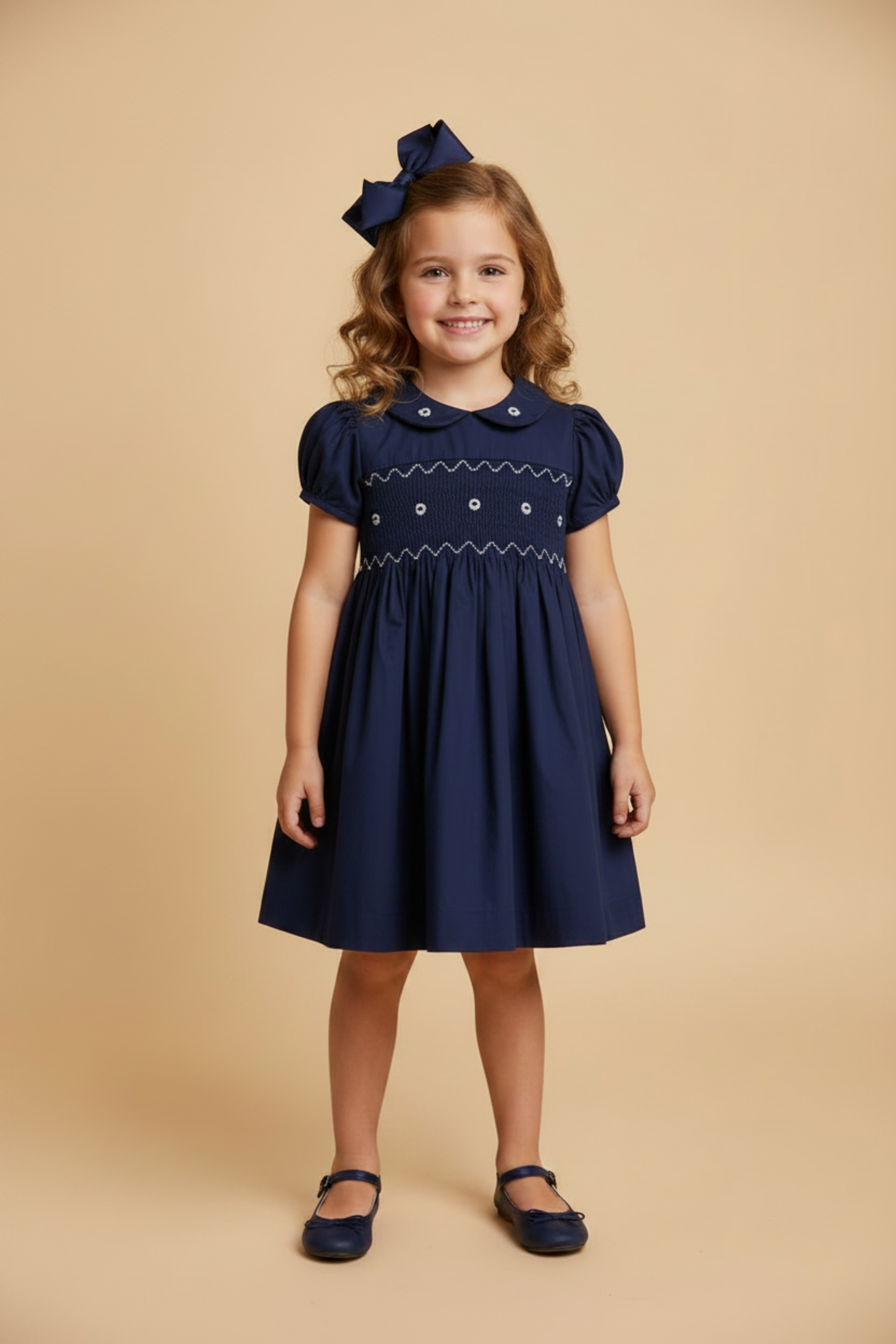 Vestido Casinha de Abelha Bordado Azul Marinho — foto 1