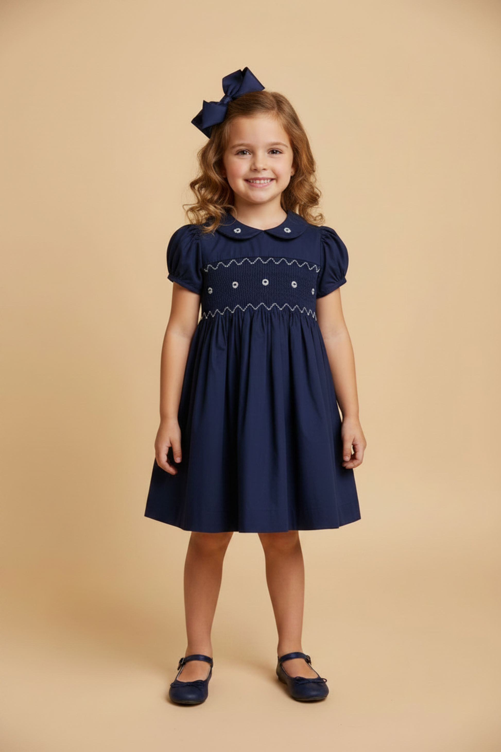 Vestido Casinha de Abelha Bordado Azul Marinho — foto 1